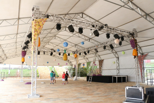 Clube 9 de Julho prepara megaestrutura para Baile do Hawaii Blog Favoritos (1)